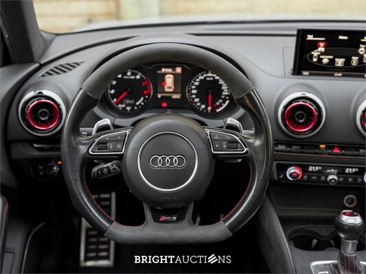 Audi RS3 Sportback 2.5 TFSI Quattro Pro Line Plus 367pk 2015, RG-769-N