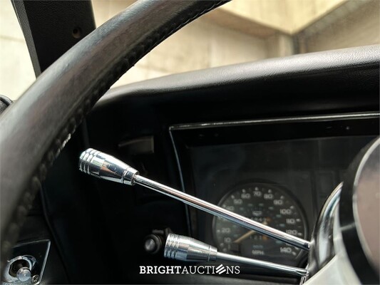 Chevrolet Corvette 5.7 V8 Convertible Two-Tone L-82 ANNIVERSARY EDITION 1 YZ 87 194pk 1978, 15-XXL-9