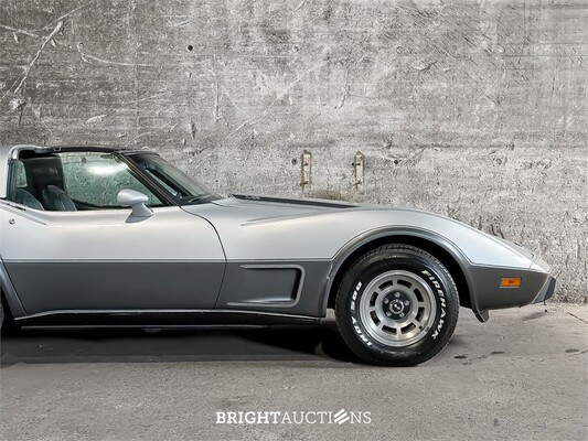 Chevrolet Corvette 5.7 V8 Convertible Two-Tone L-82 ANNIVERSARY EDITION 1 YZ 87 194pk 1978, 15-XXL-9