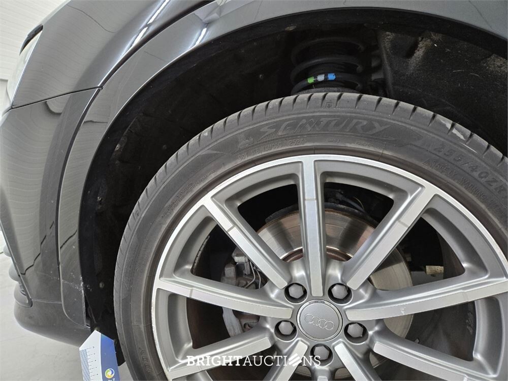 Audi Q3 CoD Design Pro Line Plus 1.4 TFSI 150pk 2015, L-563-RK