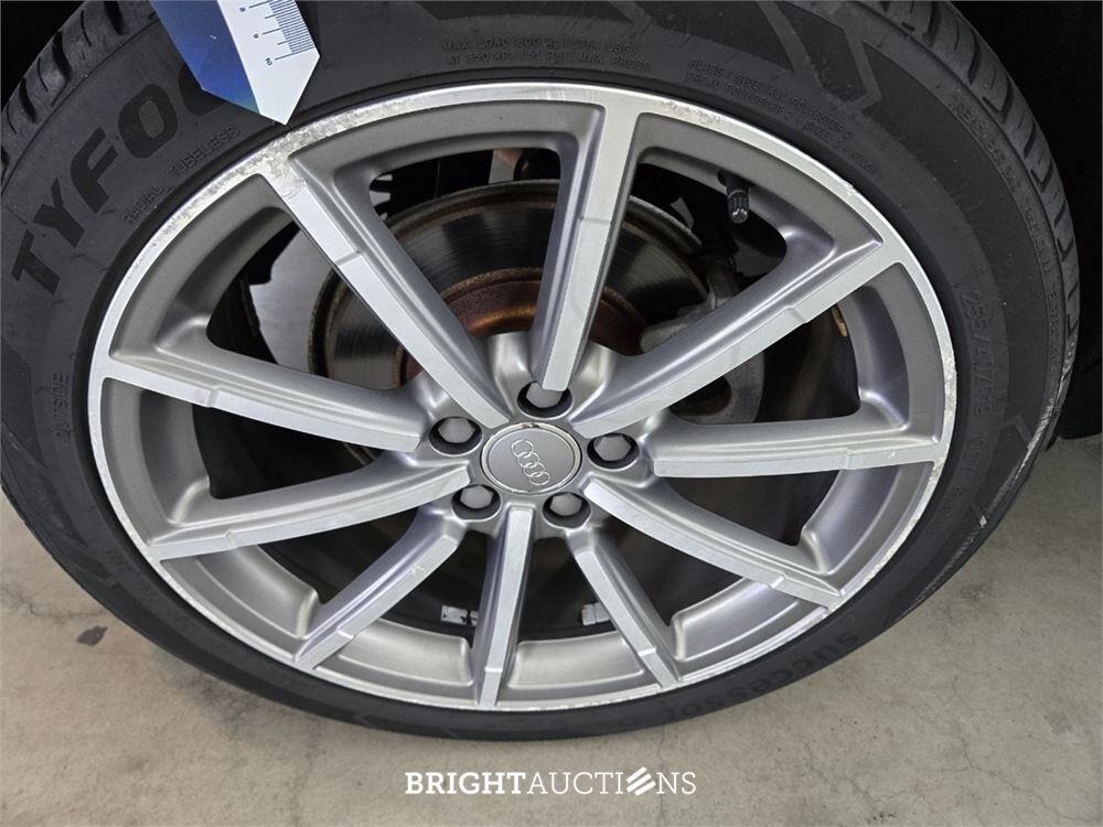 Audi Q3 CoD Design Pro Line Plus 1.4 TFSI 150pk 2015, L-563-RK