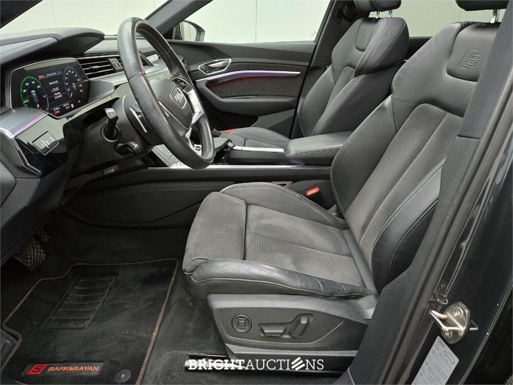 Audi e-tron 55 advanced Quattro 95 kWh 409pk 2019 (Origineel-NL), H-707-BH