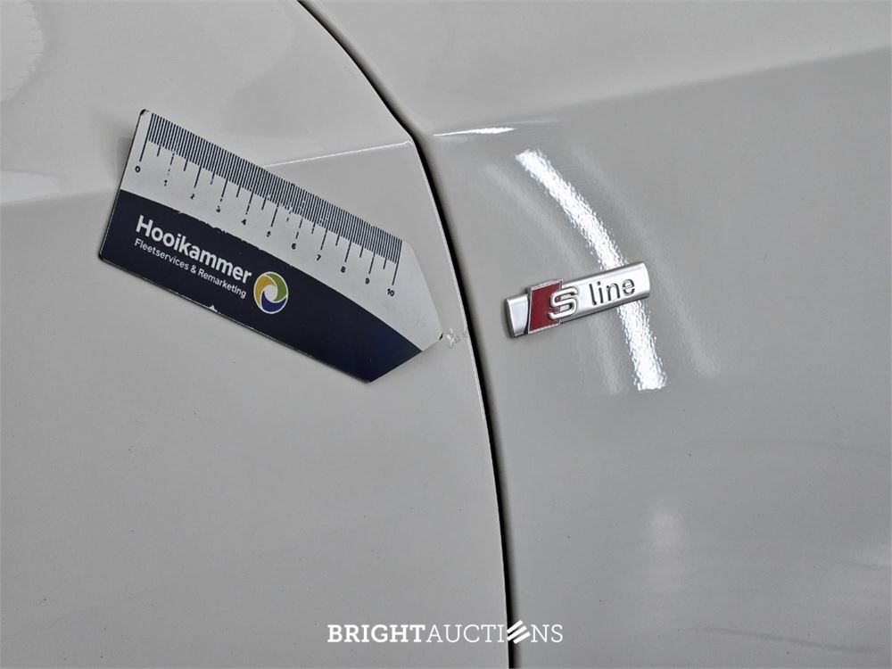 Audi A5 Sportback Adrenalin 1.8 TFSI 144pk 2016 (Origineel-NL), KJ-087-L