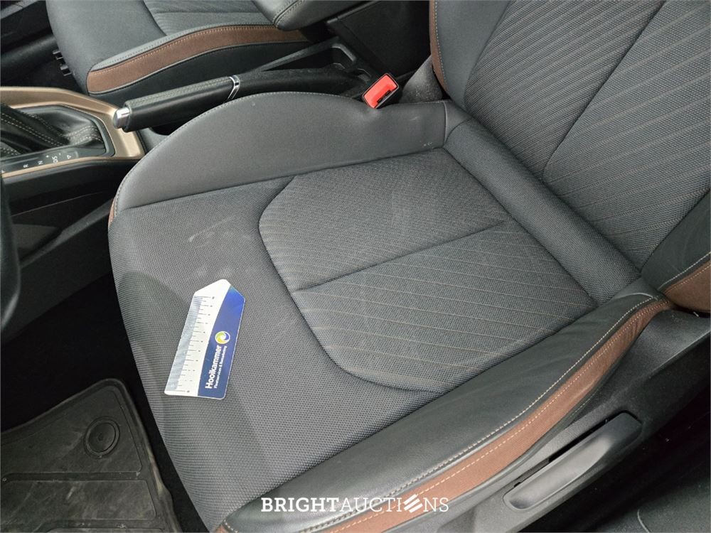 Audi A1 Sportback 40 S-Line edition one TFSI 200pk 2019, R-144-GR
