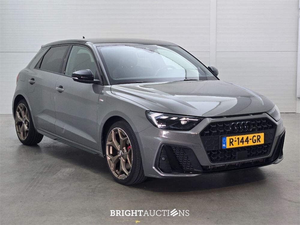 Audi A1 Sportback 40 S-Line edition one TFSI 200pk 2019, R-144-GR