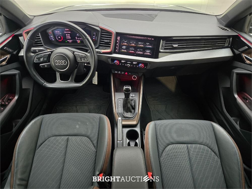 Audi A1 Sportback 40 S-Line edition one TFSI 200pk 2019, R-144-GR
