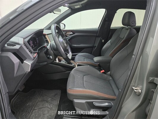 Audi A1 Sportback 40 S-Line edition one TFSI 200pk 2019, R-144-GR