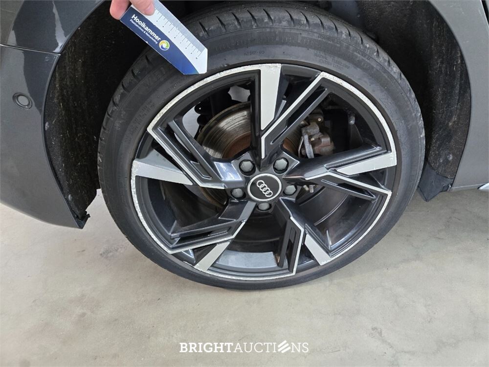 Audi A3 Sportback 40 e Business edition TFSI 265pk 2021, Z-157-NG