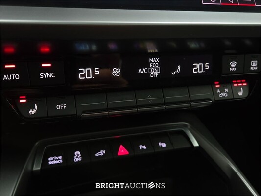 Audi A3 Sportback 40 e Business edition TFSI 265pk 2021, Z-157-NG
