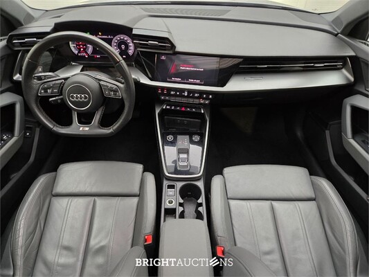 Audi A3 Sportback 40 e Business edition TFSI 265pk 2021, Z-157-NG
