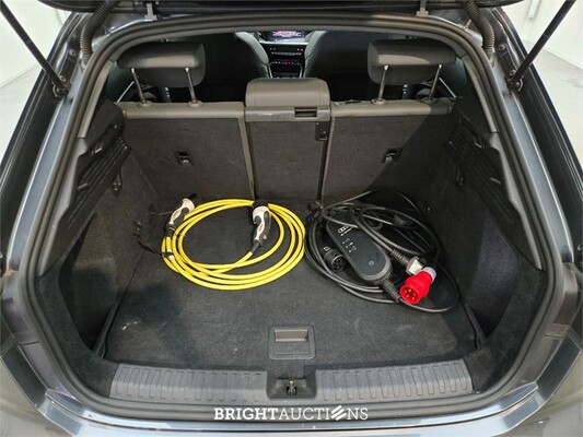 Audi A3 Sportback 40 e Business edition TFSI 265pk 2021, Z-157-NG