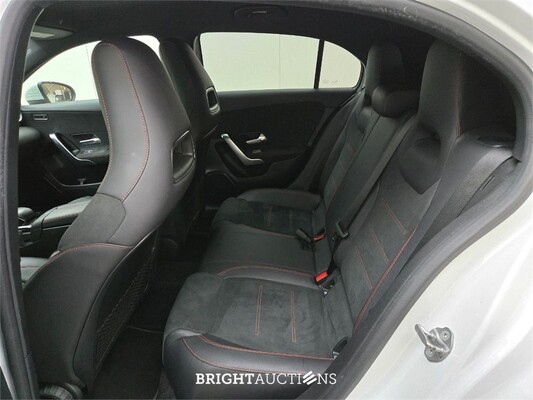Mercedes-Benz A180 Business Solution AMG 136pk 2020 (Origineel-NL) A-klasse, H-689-PN