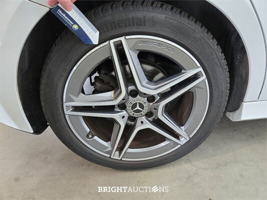 Mercedes-Benz A180 Business Solution AMG 136pk 2020 (Origineel-NL) A-klasse, H-689-PN