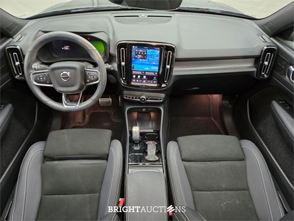 Volvo XC40 Recharge Pro 232pk 2021 (Origineel-NL), N-739-SR