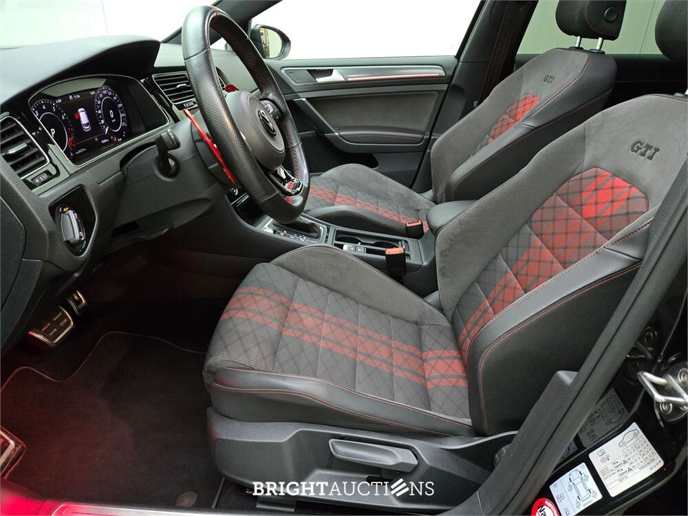 Volkswagen Golf GTI TCR 2.0 TSI 290pk 2019, H-613-ZN