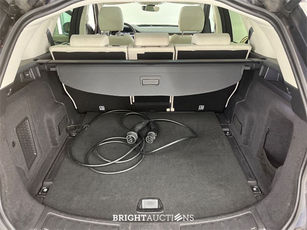 Land Rover Discovery Sport P300e R-Dynamic HSE 1.5 309pk 2022 (Origineel-NL), P-679-HT
