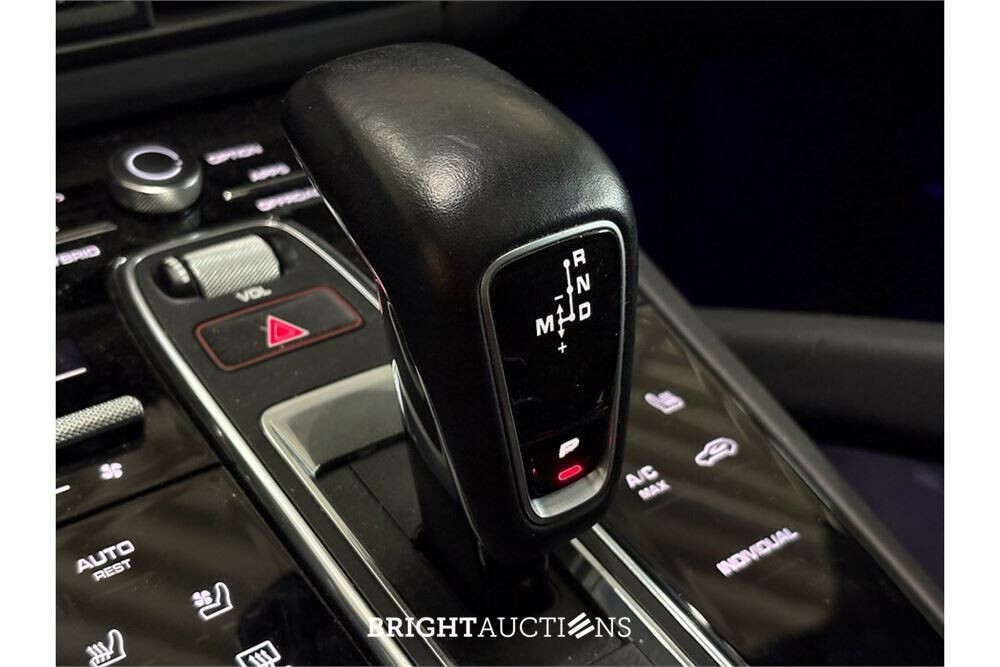 Porsche Cayenne E-Hybrid 3.0 476pk 2020 (Origineel-NL), H-103-JX