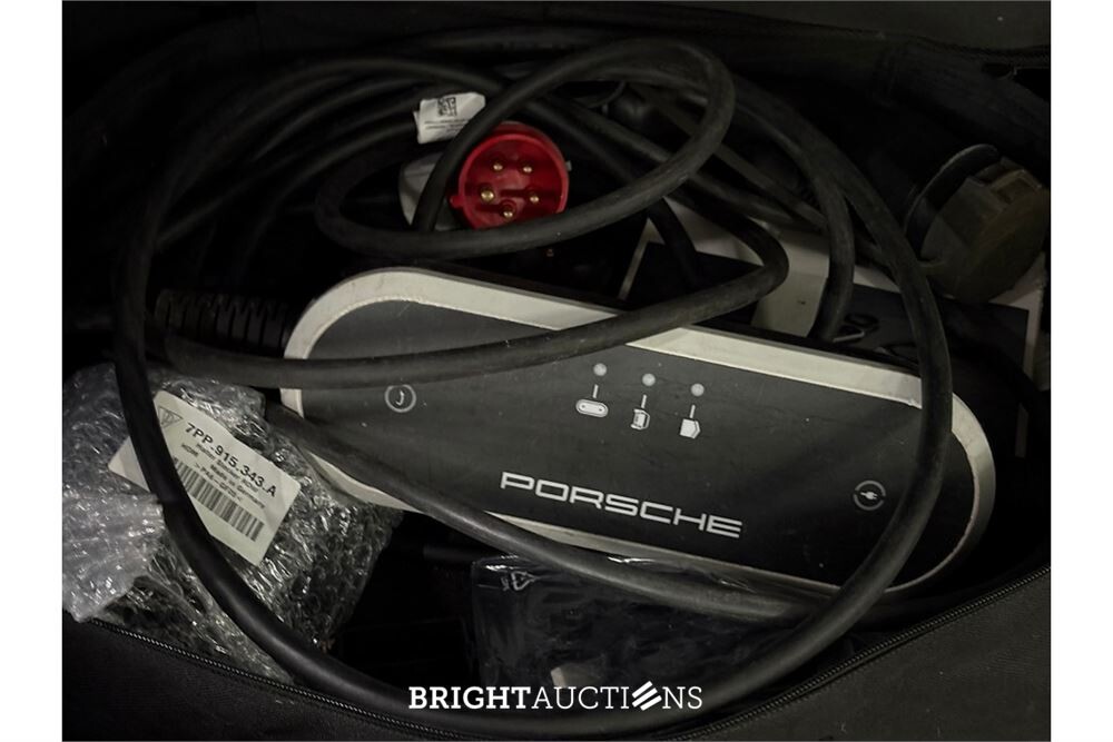 Porsche Cayenne E-Hybrid 3.0 476pk 2020 (Origineel-NL), H-103-JX