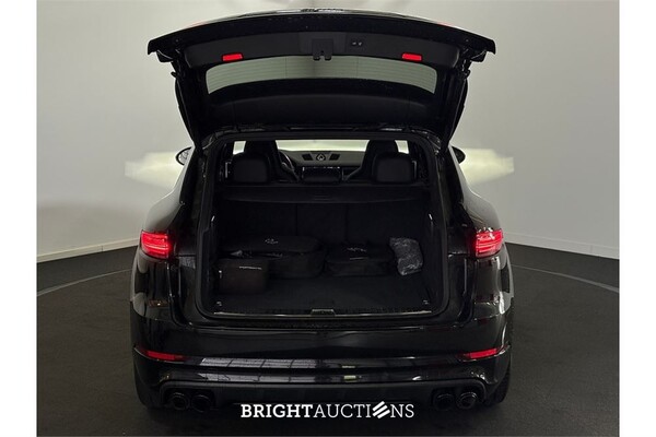 Porsche Cayenne E-Hybrid 3.0 476pk 2020 (Origineel-NL), H-103-JX