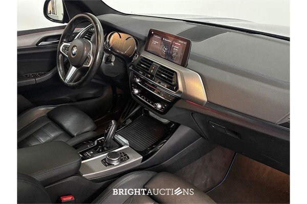 BMW X3 xDrive20i High Executive 183pk 2019, ZV-702-D