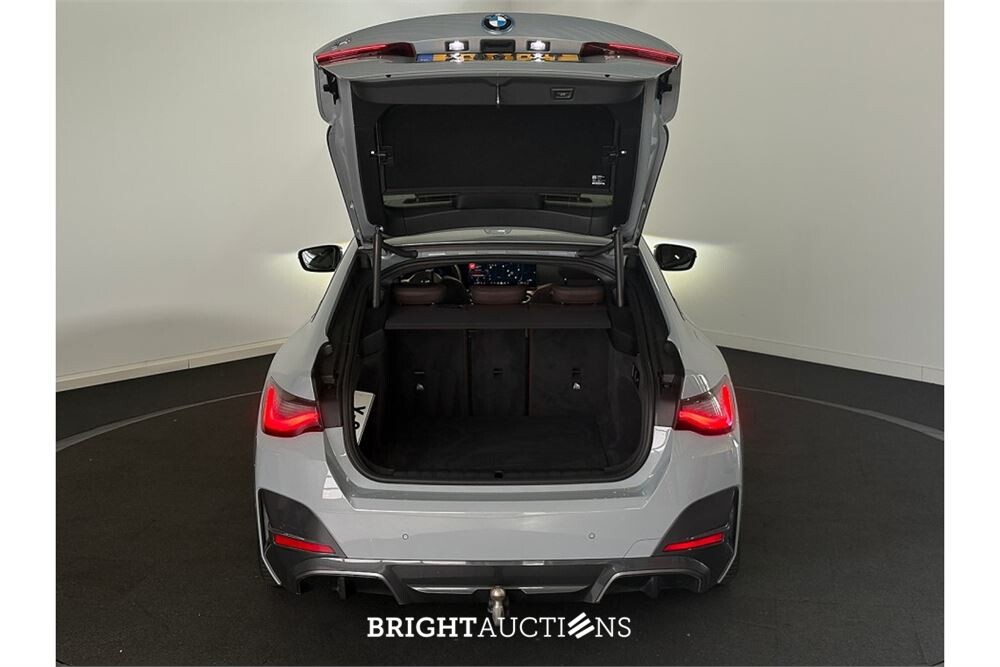 BMW i4 eDrive40 High Executive 84 kWh 2024 (Origineel-NL), X-861-XT