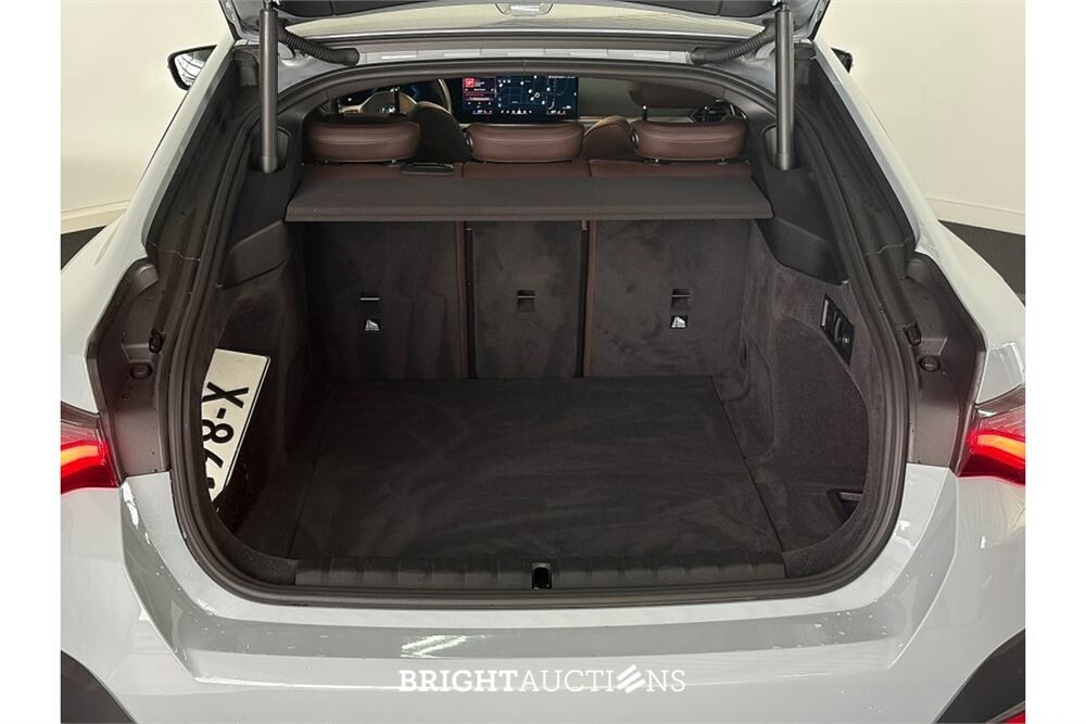 BMW i4 eDrive40 High Executive 84 kWh 2024 (Origineel-NL), X-861-XT