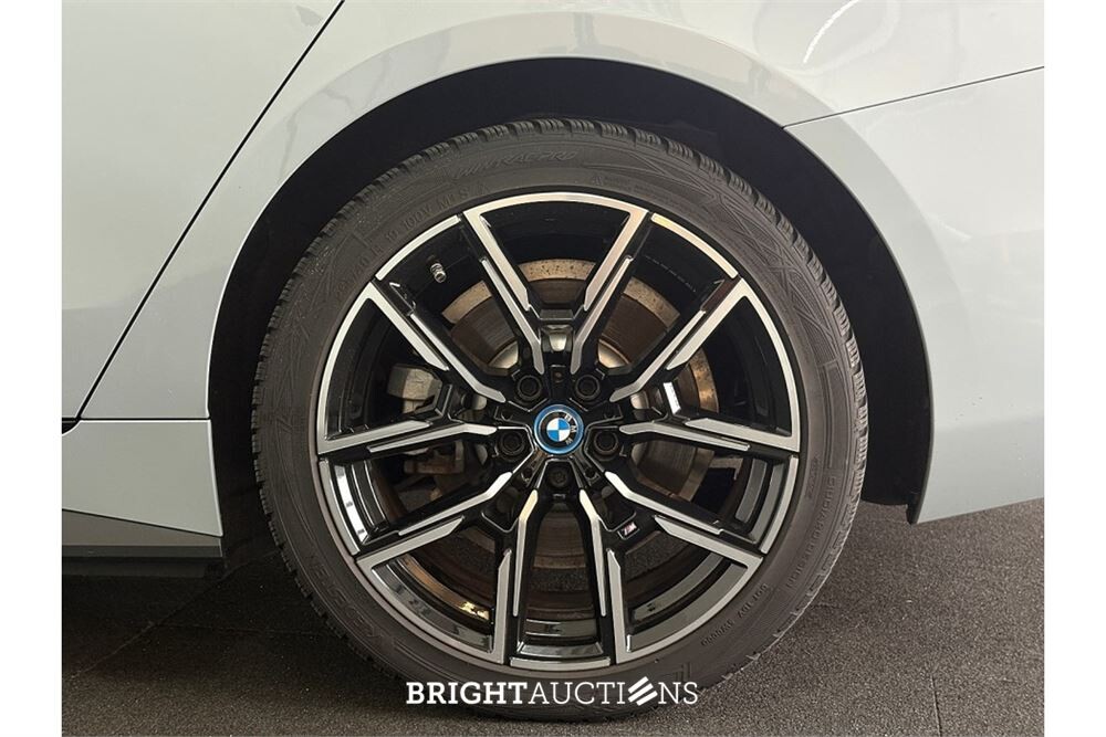 BMW i4 eDrive40 High Executive 84 kWh 2024 (Origineel-NL), X-861-XT