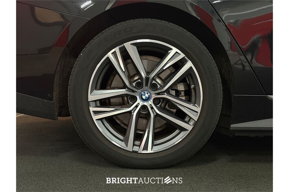 BMW i4 eDrive40 High Executive 84 kWh 2023 (Origineel-NL), S-049-BF