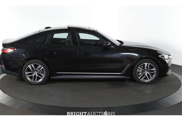 BMW i4 eDrive40 High Executive 84 kWh 2023 (Origineel-NL), S-049-BF