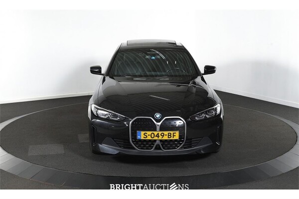 BMW i4 eDrive40 High Executive 84 kWh 2023 (Origineel-NL), S-049-BF