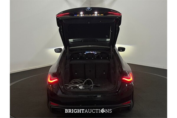 BMW i4 eDrive40 High Executive 84 kWh 2023 (Origineel-NL), S-049-BF