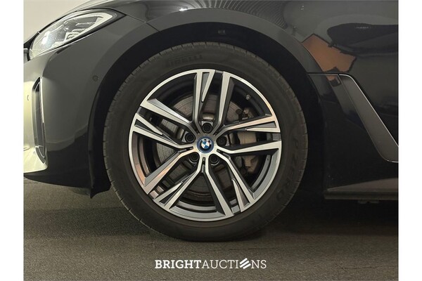 BMW i4 eDrive40 High Executive 84 kWh 2023 (Origineel-NL), S-049-BF