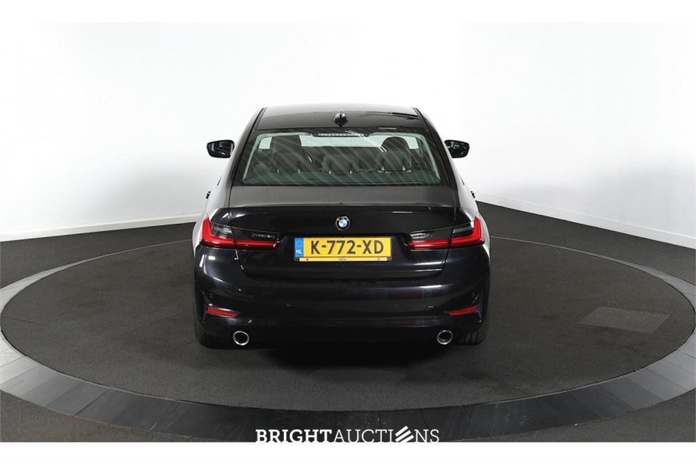 BMW 330e Sedan 296pk 2021 (Origineel-NL) 3-Serie, K-772-XD