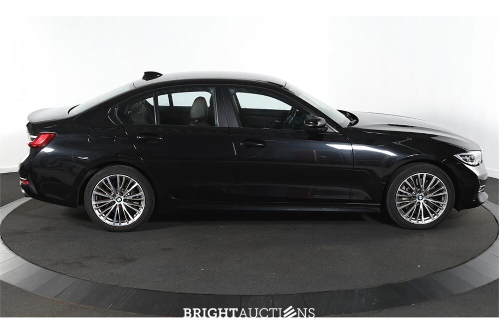 BMW 330e Sedan 296pk 2021 (Origineel-NL) 3-Serie, K-772-XD