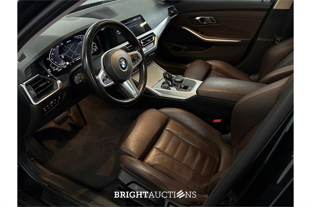 BMW 330e Sedan 296pk 2021 (Origineel-NL) 3-Serie, K-772-XD