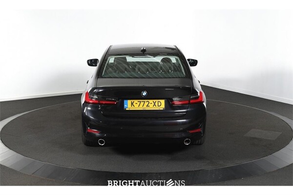 BMW 330e Sedan 296pk 2021 (Origineel-NL) 3-Serie, K-772-XD
