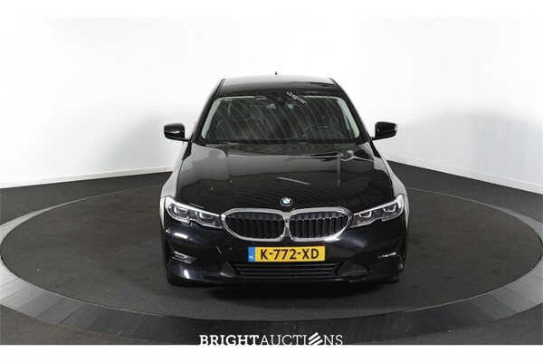 BMW 330e Sedan 296pk 2021 (Origineel-NL) 3-Serie, K-772-XD