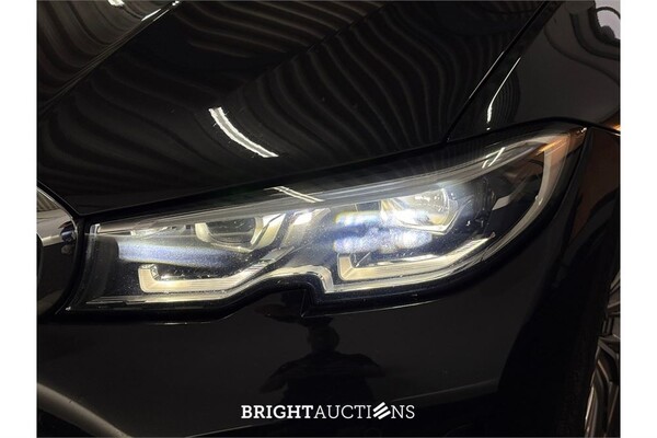 BMW 330e Sedan 296pk 2021 (Origineel-NL) 3-Serie, K-772-XD