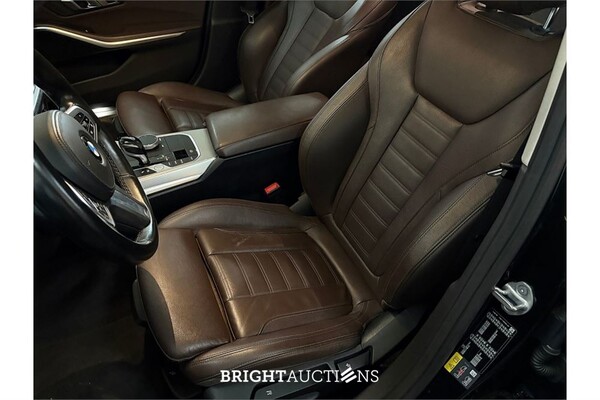BMW 330e Sedan 296pk 2021 (Origineel-NL) 3-Serie, K-772-XD