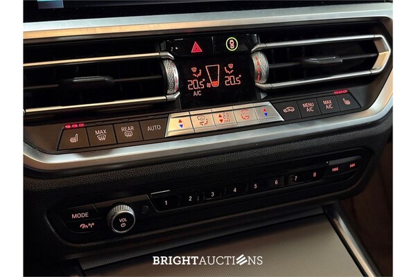 BMW 330e Sedan 296pk 2021 (Origineel-NL) 3-Serie, K-772-XD