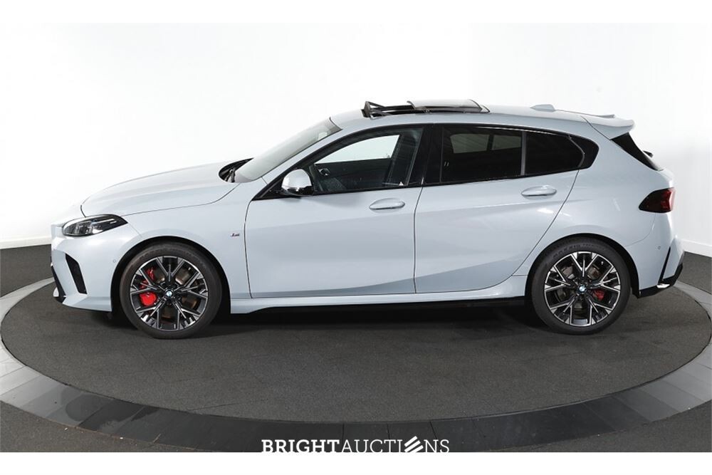BMW 120 1 Serie i M Sport 156pk 2025 (Origineel-NL) 1-Serie, JGS-80-X