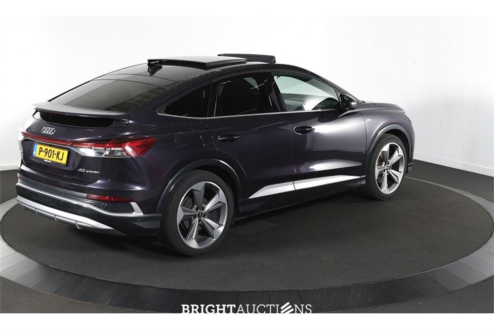 Audi Q4 40 Launch edition S Competition 77 kWh 2021, P-901-KJ
