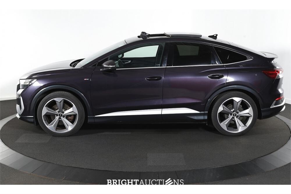 Audi Q4 40 Launch edition S Competition 77 kWh 2021, P-901-KJ