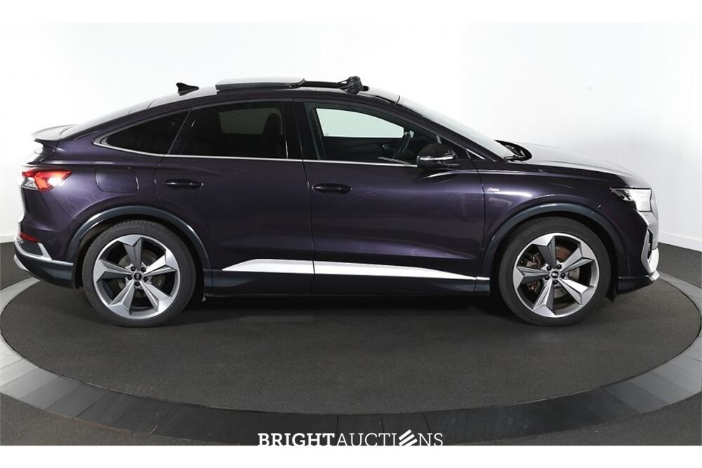 Audi Q4 40 Launch edition S Competition 77 kWh 2021, P-901-KJ
