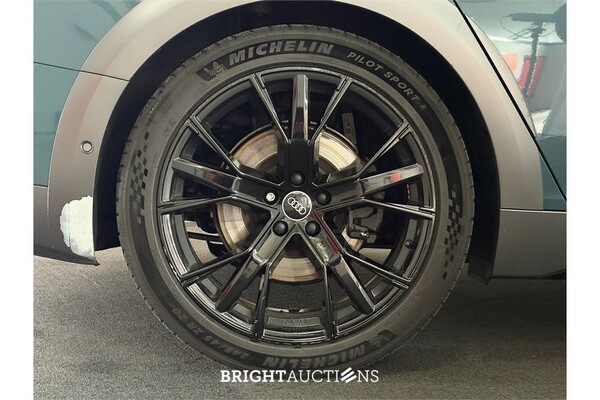 Audi A6 Allroad 55 Pro Line Advanced TFSI 340pk 2021, P-833-VT