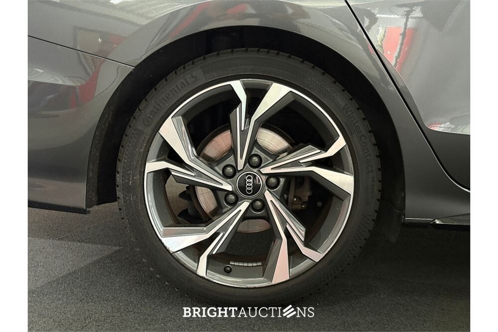 Audi A3 Limousine 35 S edition TFSI 149pk 2022 (Origineel-NL), P-148-HX