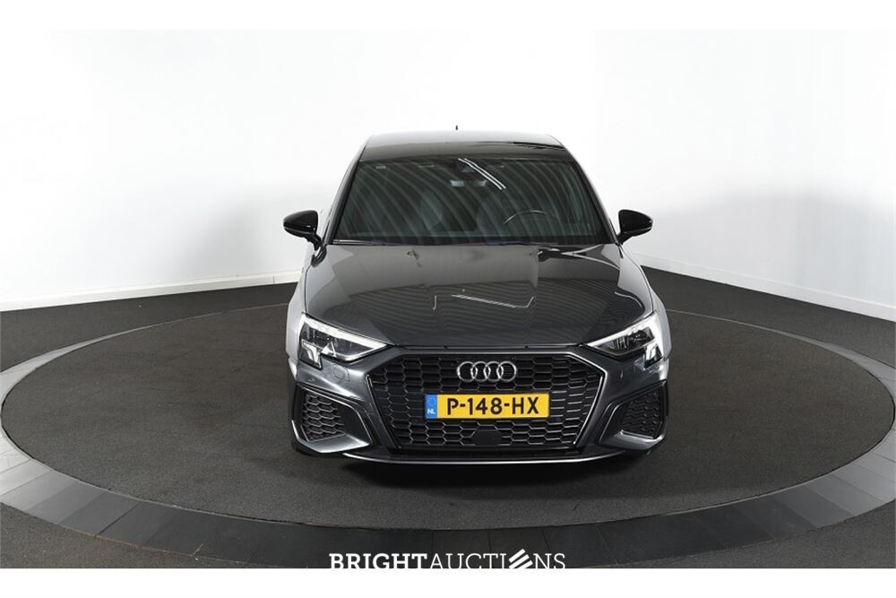 Audi A3 Limousine 35 S edition TFSI 149pk 2022 (Origineel-NL), P-148-HX