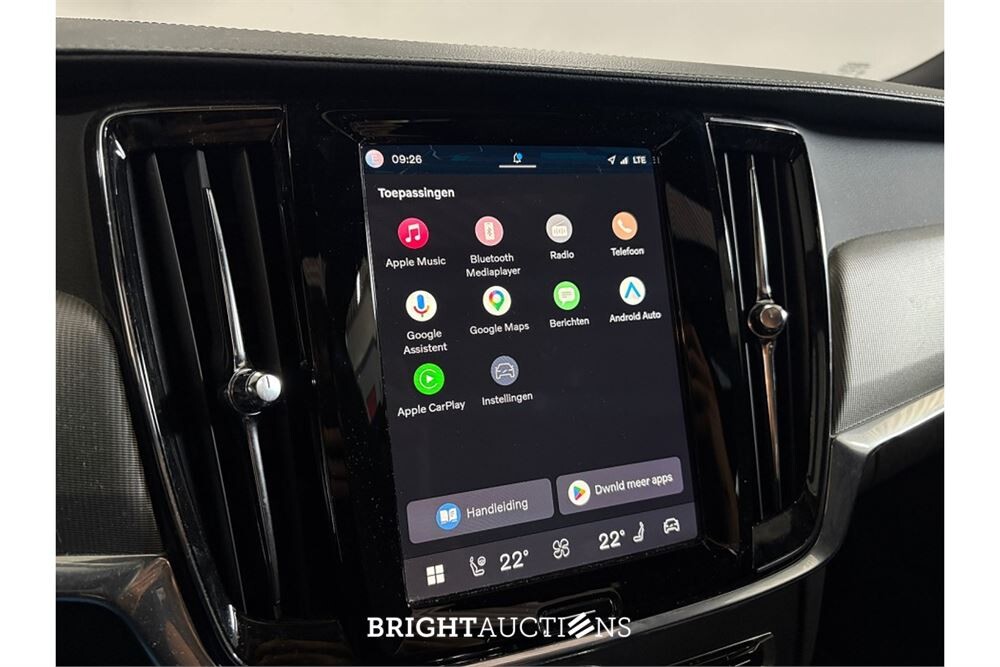 Volvo V90 T8 Plug-in Hybrid Ultimate Bright 2.0 AWD 455pk 2022 (Origineel-NL), R-890-BF