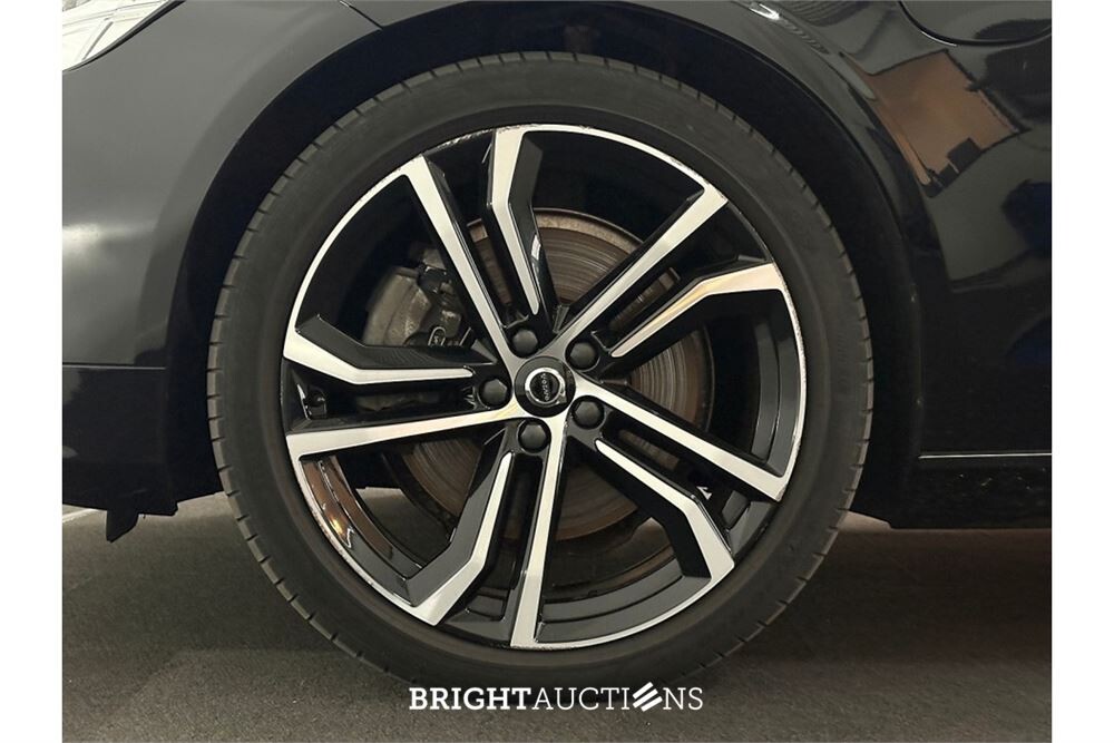 Volvo V90 T8 Plug-in Hybrid Ultimate Bright 2.0 AWD 455pk 2022 (Origineel-NL), R-890-BF