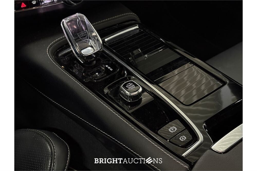 Volvo V90 T8 Plug-in Hybrid Ultimate Bright 2.0 AWD 455pk 2022 (Origineel-NL), R-890-BF